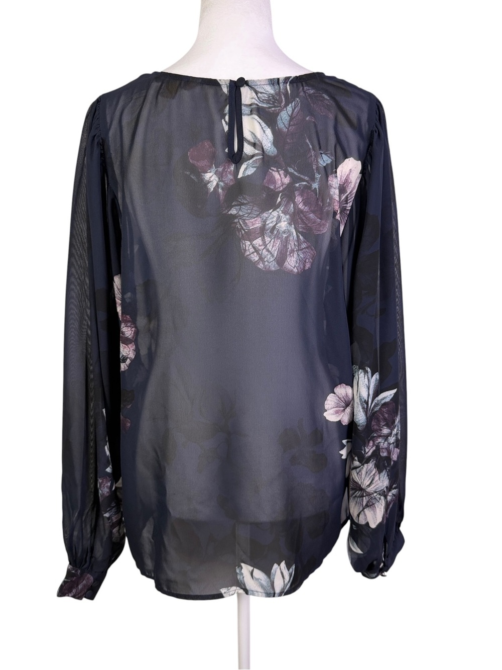 Hope & Harrow Navy Pink floral Sheer Blouse with Ballon sleeves Size L - Picture 5 of 11